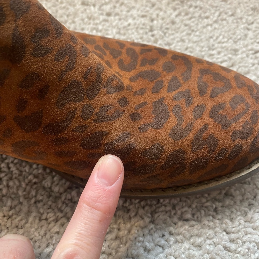 Clarks Brown Leopard Print Women's Shoes | 8.5 - Picture 9 of 12